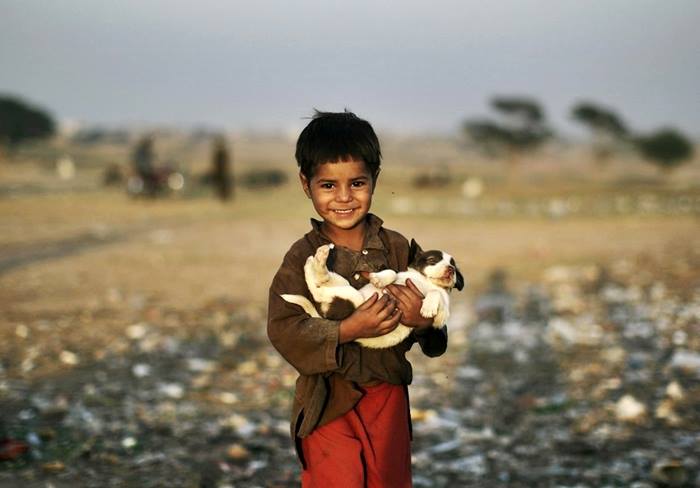 kid with dog